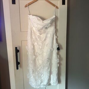 Elevated Sensation White 3D Floral Embroidered Midi Dress - XL, NWT